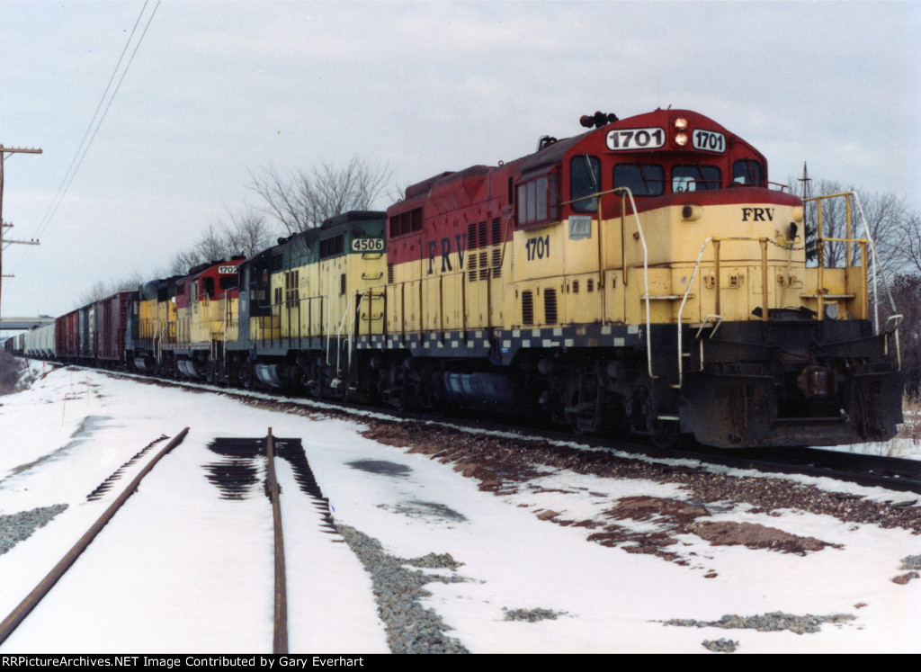 FRVR GP9R #1701 - Fox River Valley RR